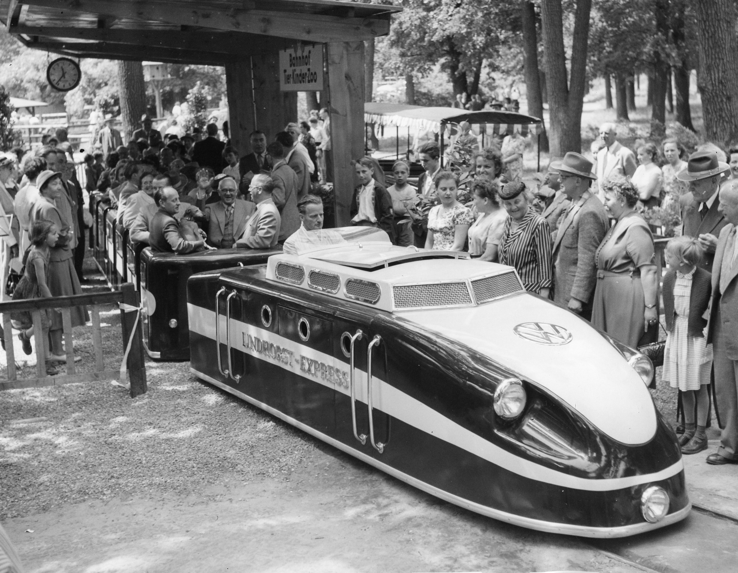 Eroeffnung der Bahn 9.7.55-1